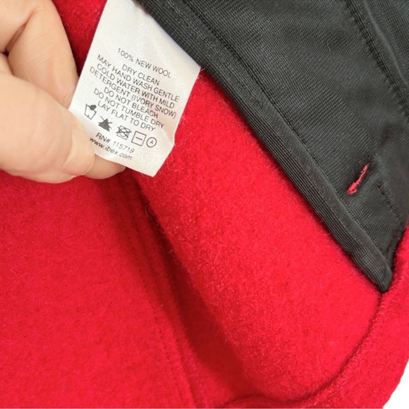 Ibex 100% Women’s Wool Vest - Picture 6 of 6